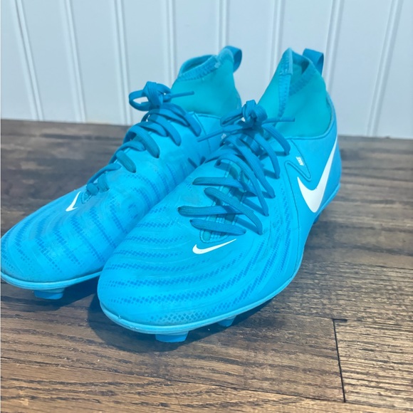 Blue PhantonLuna Soccer Cleats - Picture 1 of 4